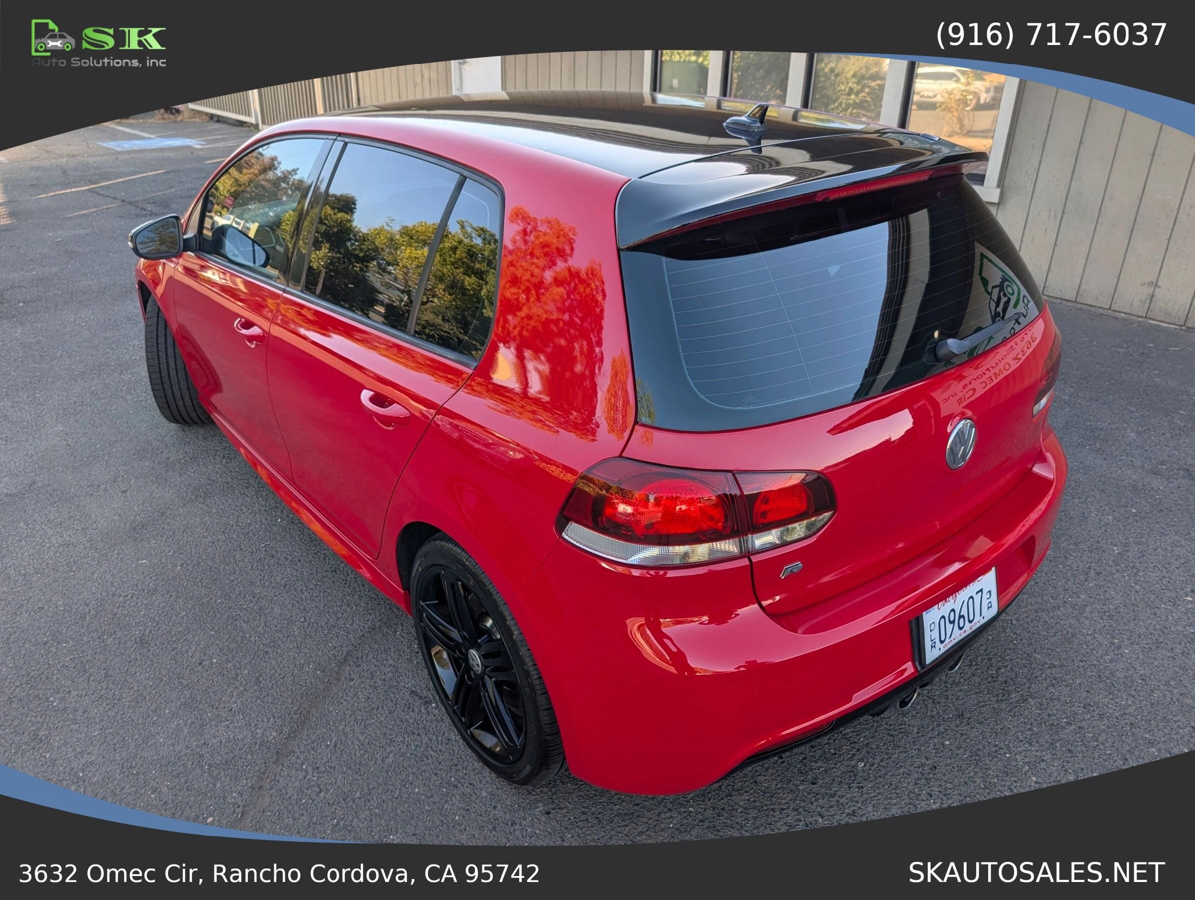 Used 2013 Volkswagen Golf R 4-Door AWD/4WD image 15