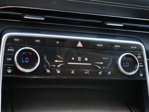Used 2024 Genesis GV80 3.5T AWD/4WD image 21