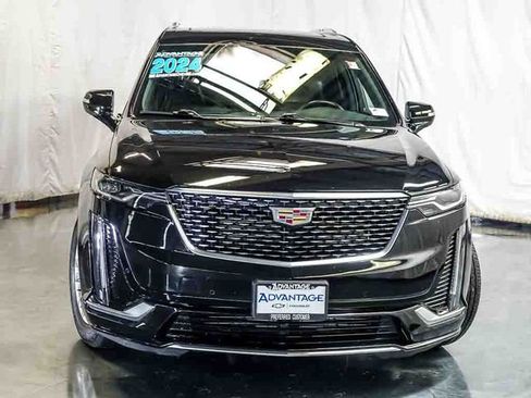 Certified 2024 Cadillac XT6 Luxury w/ LPO, Floor Liner Package AWD/4WD image 7