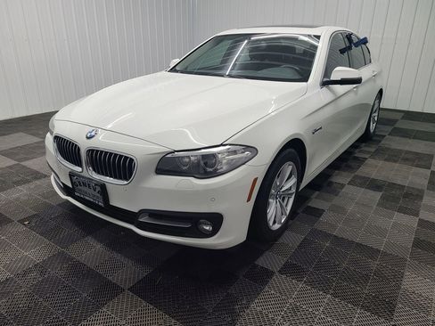 Used 2016 BMW 528i xDrive 528i xDrive Sedan 4D image 7