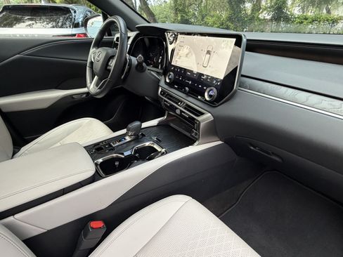 Used 2025 Lexus RX 350 Premium Plus FWD image 47
