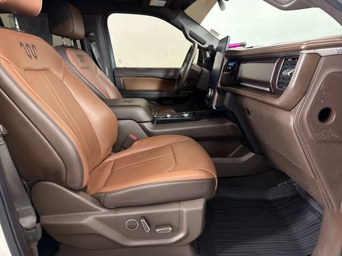 Used 2022 Ford Expedition Max King Ranch AWD/4WD image 24