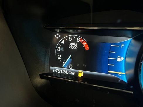 Used 2019 Ford Explorer Sport AWD/4WD image 17