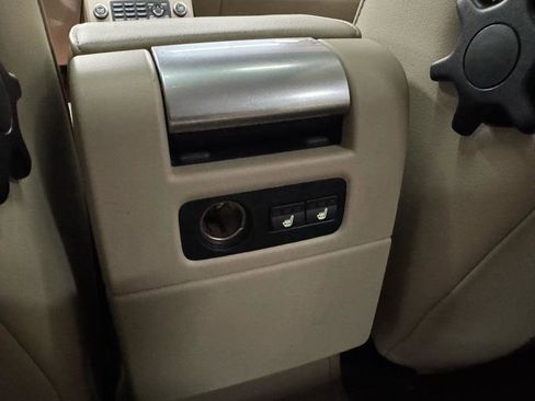 Used 2011 Volvo XC70 3.2 image 25