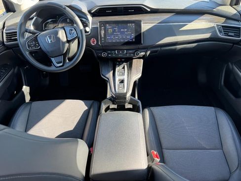 Certified 2021 Honda Clarity Plug-In Hybrid image 12