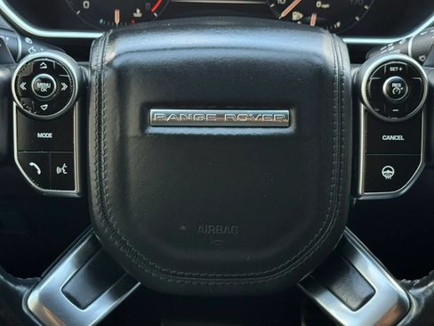 Used 2015 Land Rover Range Rover Supercharged AWD/4WD image 32