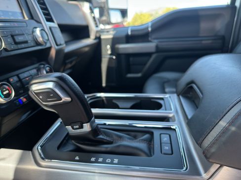 Used 2020 Ford F150 Platinum w/ Equipment Group 701A Luxury AWD/4WD image 19