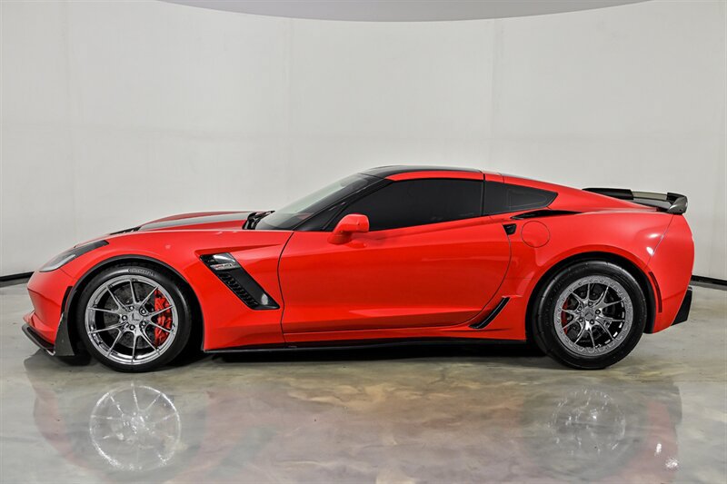 Used 2016 Chevrolet Corvette Z06 w/ 3LZ Preferred Equipment Group RWD image 6