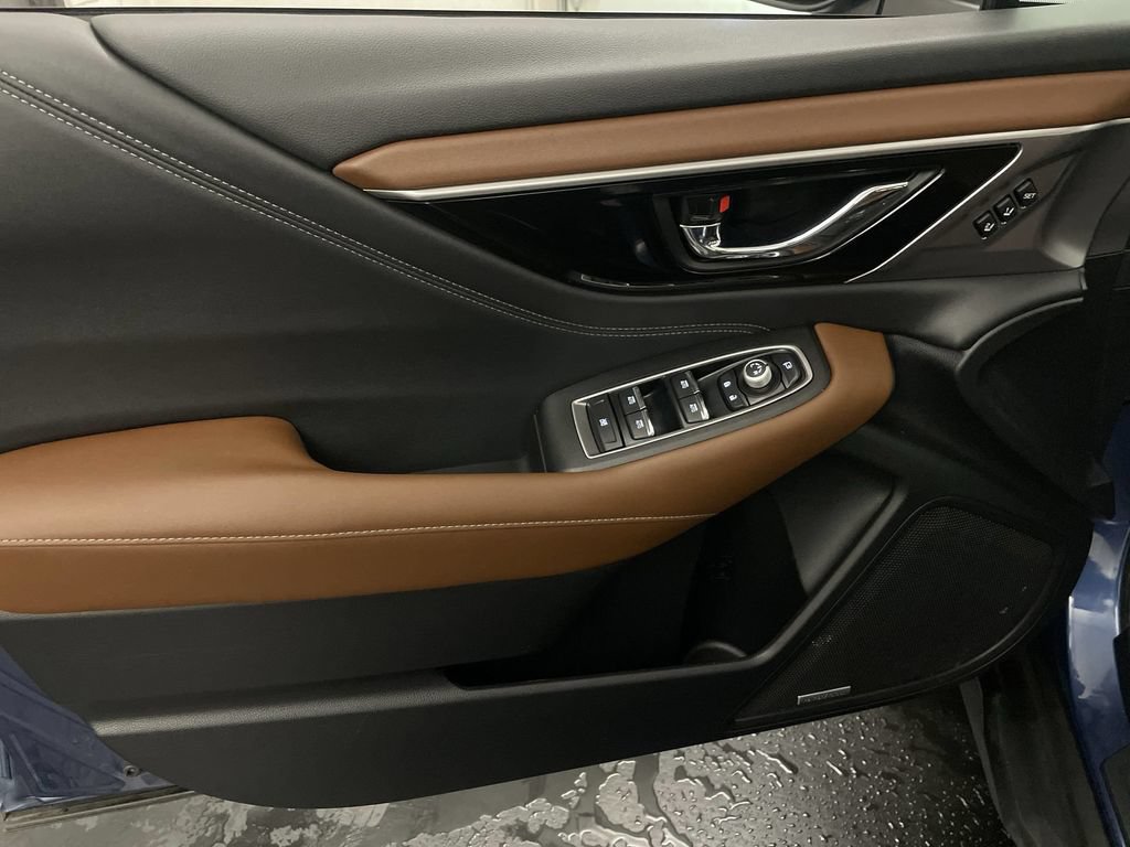 Used 2020 Subaru Outback Touring AWD/4WD image 17