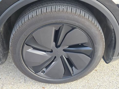 Used 2026 Tesla Model Y 2WD image 31