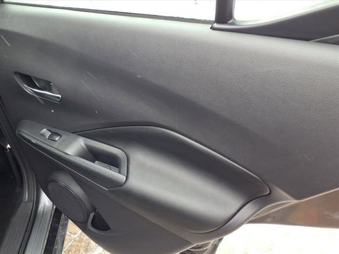 Used 2020 Nissan Kicks SR w/ SR Premium Package image 19