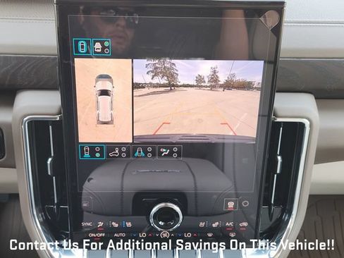 New 2026 GMC Yukon Denali w/ Sun & Power Step Package AWD/4WD image 13