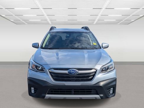 Certified 2022 Subaru Outback Limited w/ Popular Package #2 image 8