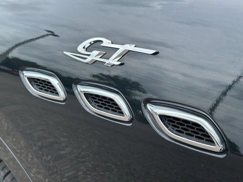 Used 2023 Maserati Levante GT AWD/4WD image 36
