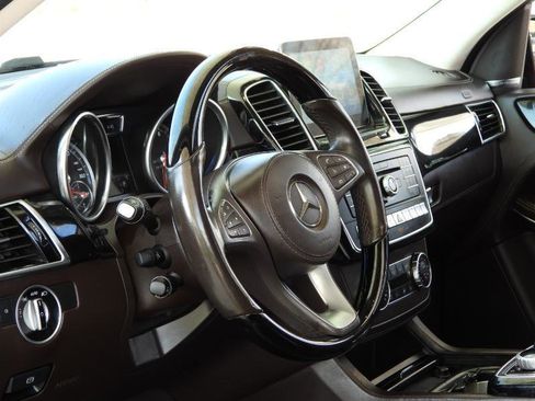 Used 2017 Mercedes-Benz GLS 550 4MATIC image 55