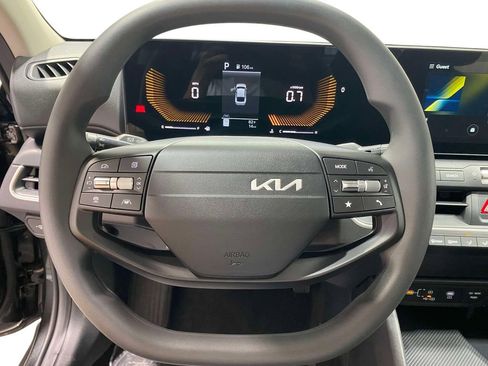 New 2026 Kia K4 FWD image 20