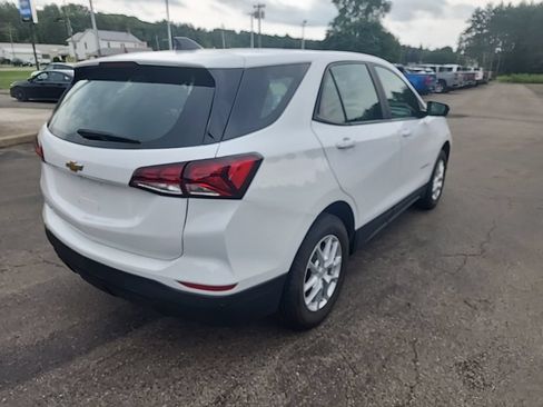 Used 2023 Chevrolet Equinox LS w/ Driver Confidence II Package AWD/4WD image 7