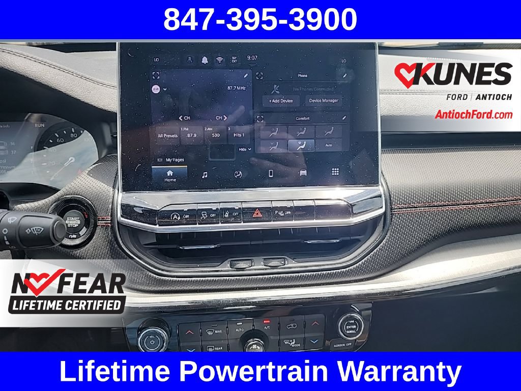 Used 2025 Jeep Compass Trailhawk AWD/4WD image 17