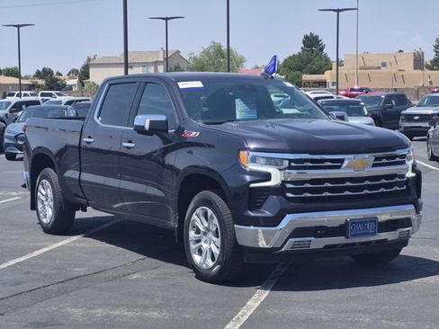Used 2023 Chevrolet Silverado 1500 LTZ w/ LTZ Premium Package AWD/4WD image 3