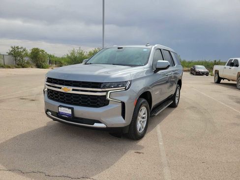 Used 2023 Chevrolet Tahoe LS RWD image 4