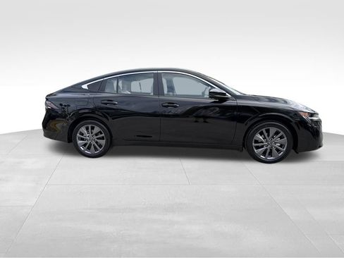 New 2026 Nissan Sentra SL w/ Floor Mat Package image 8