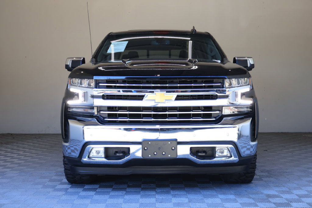 Used 2021 Chevrolet Silverado 1500 LTZ w/ Safety Package II AWD/4WD image 4
