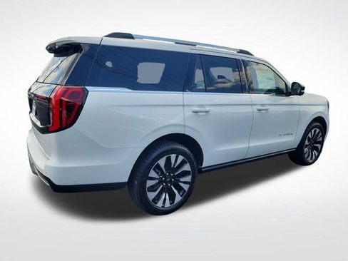 New 2025 Ford Expedition Platinum w/ Driver's Package image 5