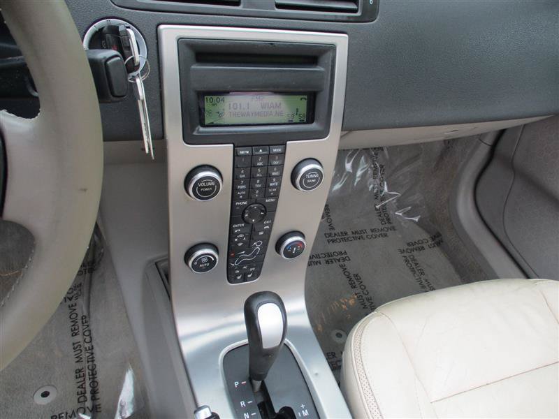 Used 2009 Volvo C70 T5 FWD image 17