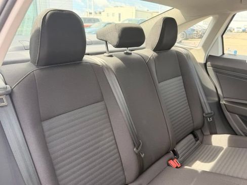 Certified 2025 Volkswagen Jetta S FWD image 20