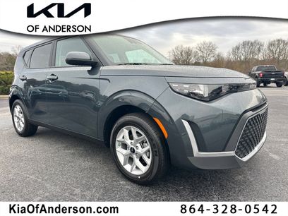 Certified 2025 Kia Soul LX w/ LX Technology Package