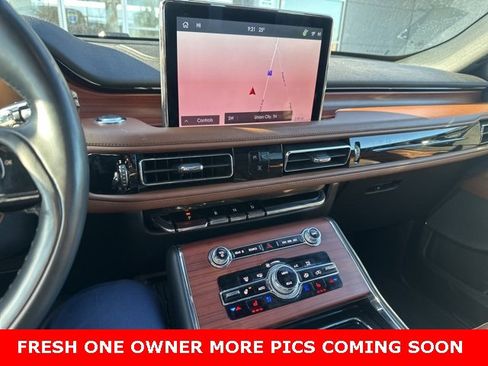 Used 2023 Lincoln Aviator Reserve w/ Equipment Group 201A image 18