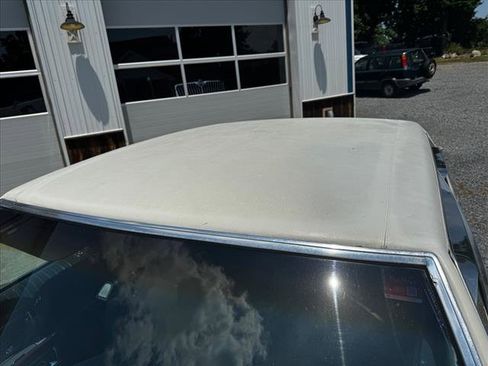 Used 1988 Cadillac Brougham image 15