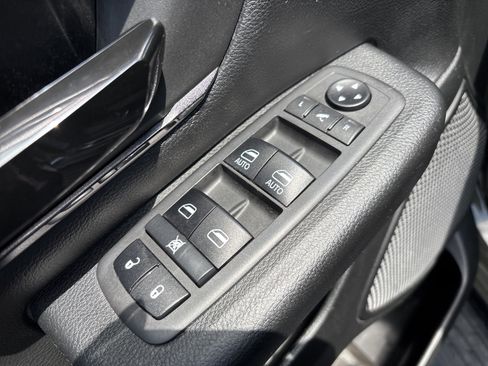 Used 2021 RAM 1500 Big Horn w/ Built-to-serve Edition AWD/4WD image 14