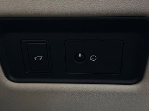 Used 2018 Land Rover Range Rover Supercharged image 40