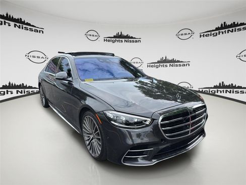 Used 2021 Mercedes-Benz S 580 4MATIC Sedan w/ AMG Line image 9