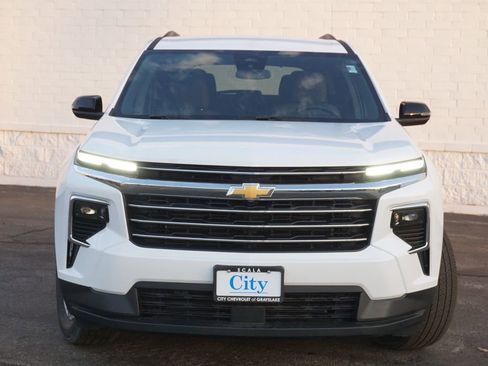 New 2026 Chevrolet Traverse LT FWD image 5