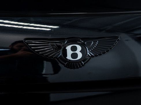 Used 2020 Bentley Flying Spur W12 image 28