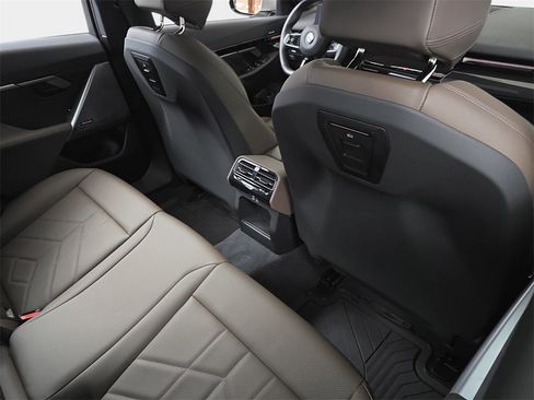 Used 2025 BMW 530i xDrive 530i xDrive w/ M Sport Package image 14