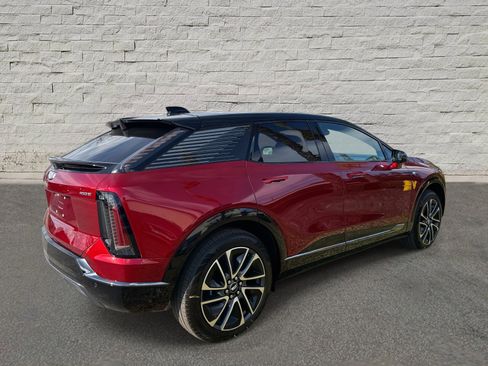 New 2026 Cadillac Optiq Sport 2 image 5