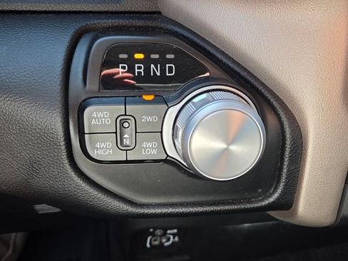 Used 2022 RAM 1500 Laramie AWD/4WD image 23