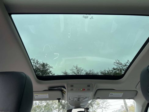 New 2026 Volkswagen Taos SEL image 14