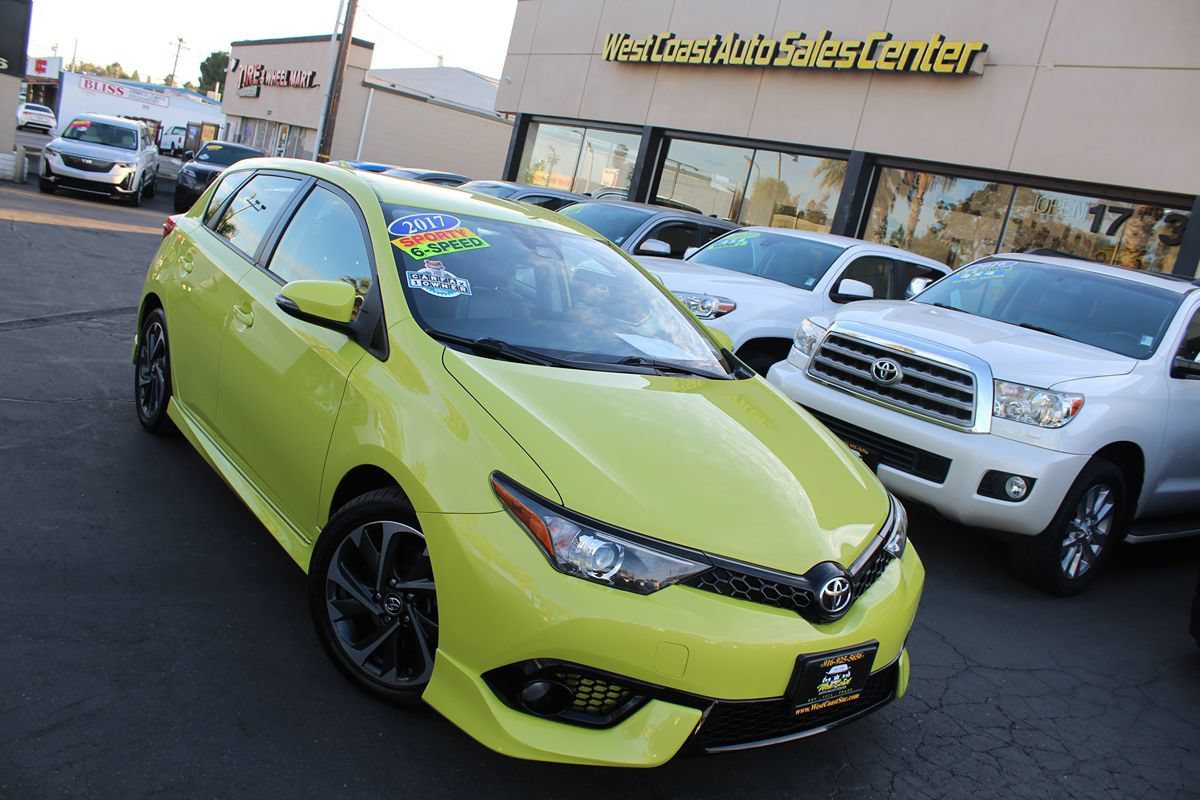 Used 2017 Toyota Corolla iM w/ All-Weather Mat Package FWD image 33