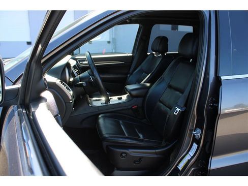 Used 2015 Jeep Grand Cherokee Limited w/ Luxury Group II AWD/4WD image 8