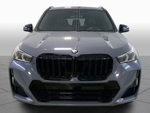 Used 2023 BMW X1 xDrive28i w/ Premium Package AWD/4WD image 3