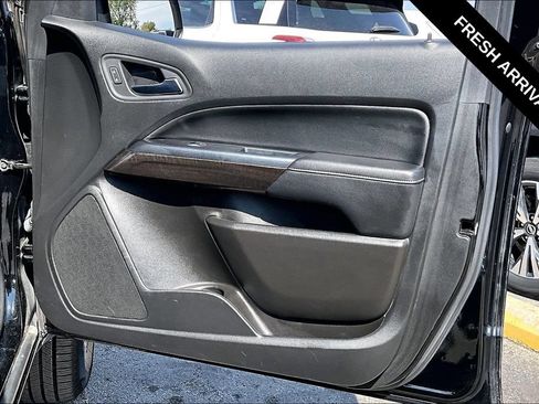 Used 2020 GMC Canyon SLE w/ Elevation Edition AWD/4WD image 27