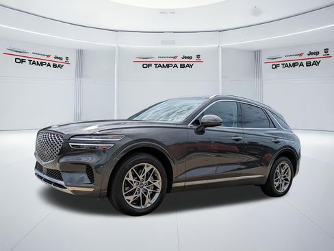 Used 2025 Genesis GV70 2.5T AWD/4WD image 8