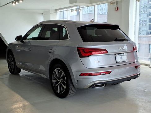Used 2023 Audi Q5 2.0T Premium w/ Convenience Package image 6