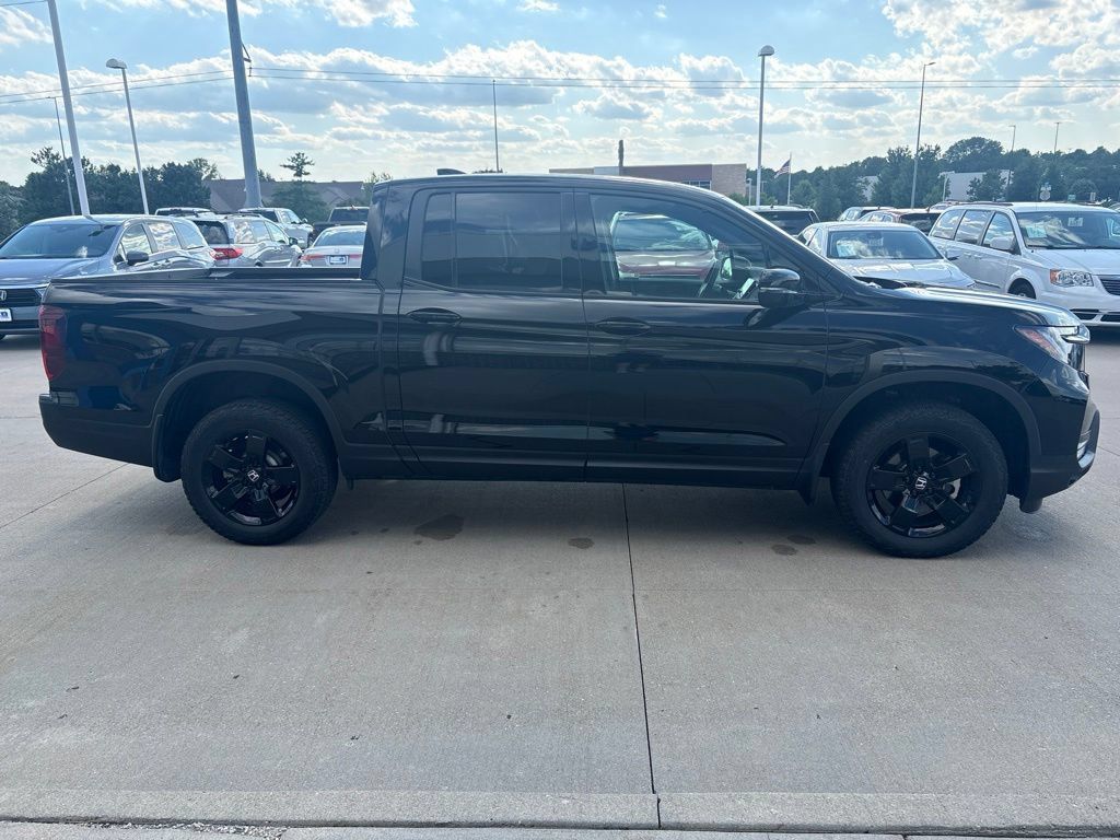Certified 2026 Honda Ridgeline Black Edition image 4