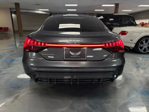 Used 2022 Audi e-tron GT Premium Plus AWD/4WD image 29