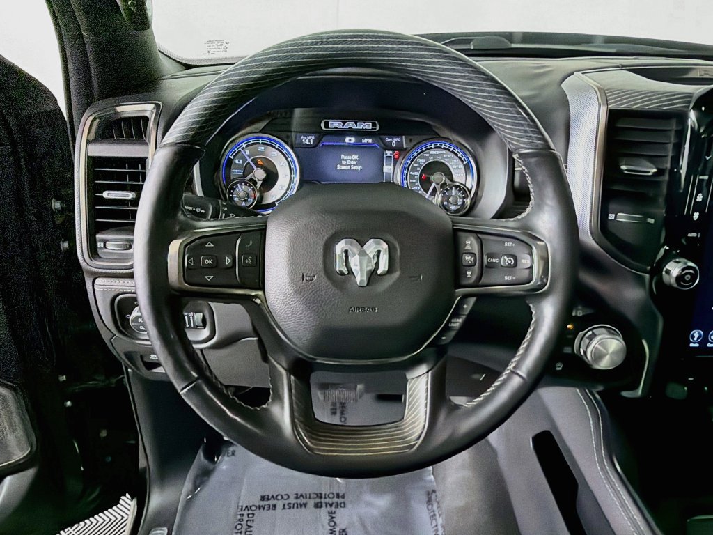 Used 2020 RAM 1500 Limited w/ Black Appearance Package AWD/4WD image 11